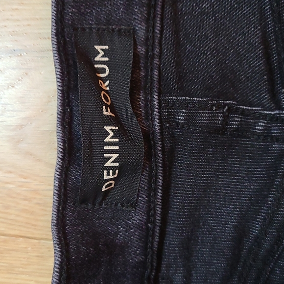 Aritzia Denim Forum Skinny Jeans - Picture 2 of 4